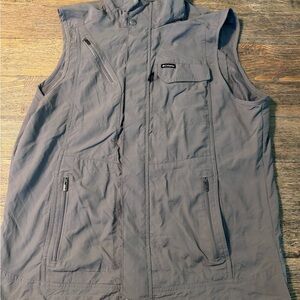 Columbia Men's Charcoal Vest